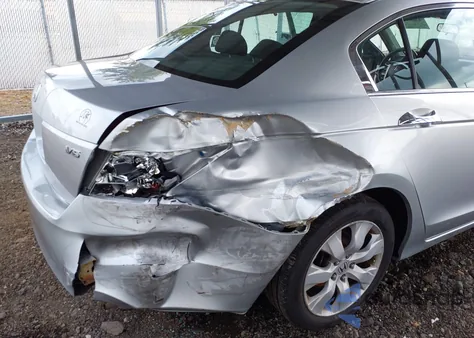 2009 Honda Accord 3.5 Ex z USA, uszkodzony, nr VIN 1HGCP36729A025442